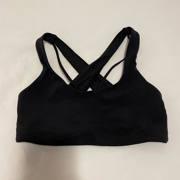 lululemon athletica Tops - Lululemon Sports Bra Sz 6 in Black